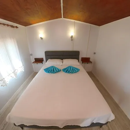 Azmakbasi Отель